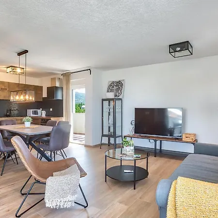 Jimmy بيت للعطل *